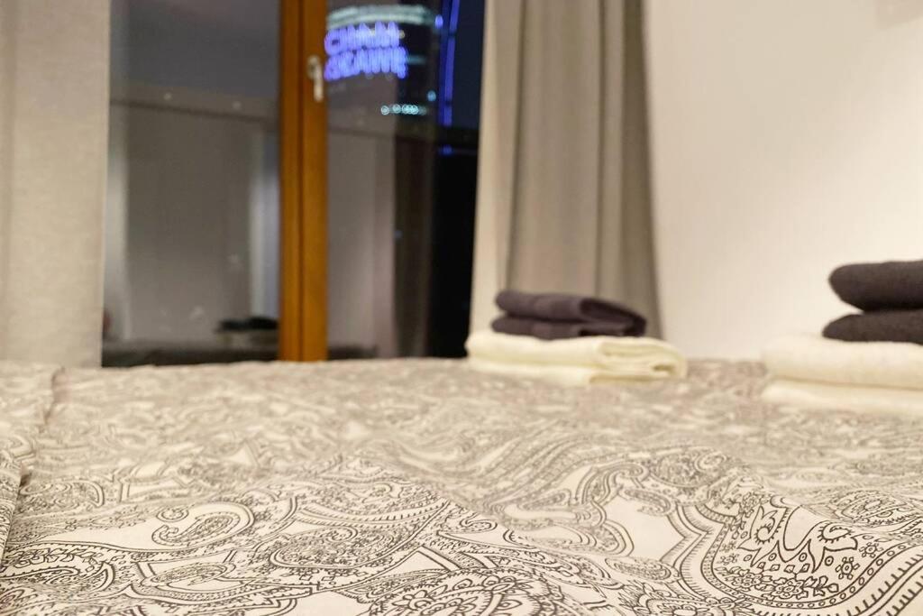 Exclusive 2Br! Apartment Near City Center +Netflix Warsaw Ngoại thất bức ảnh