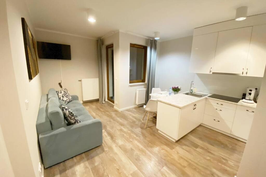 Exclusive 2Br! Apartment Near City Center +Netflix Warsaw Ngoại thất bức ảnh